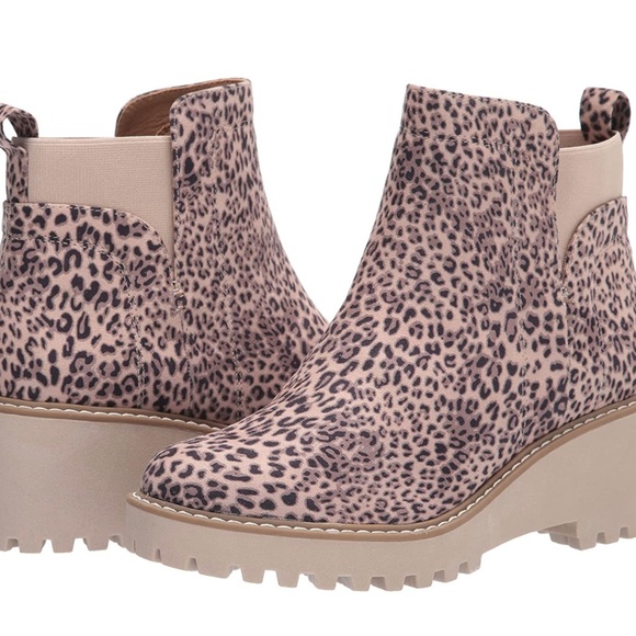 Leopard Bootie! DV Dolce Vita Women’s Rielle Ankle Boot! - Picture 2 of 4